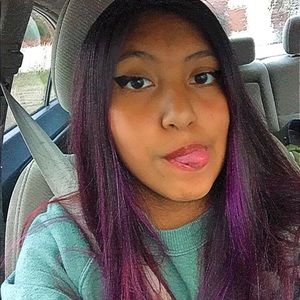 Meet your Posher, Aly